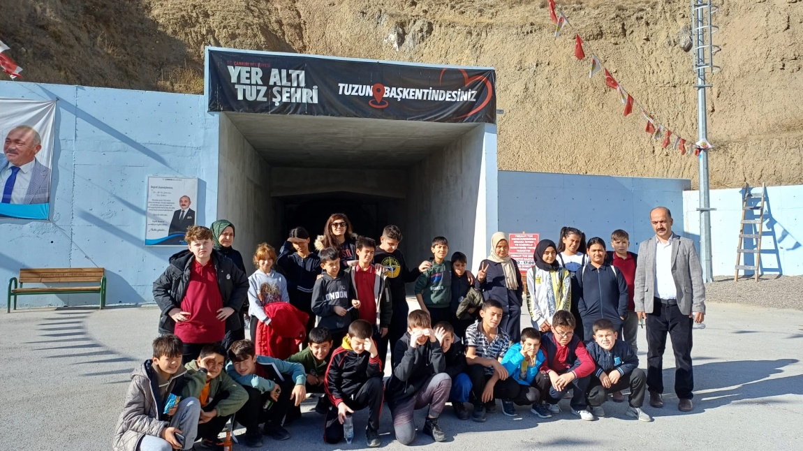 ÇEDES Projesi Kapsamında Tuz Mağarası Gezisi